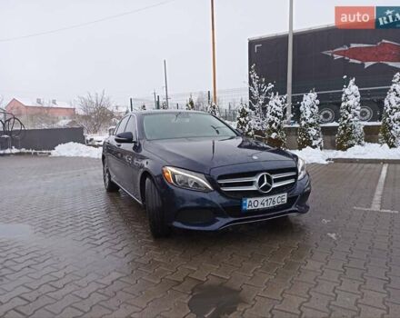 Синий Мерседес Ц-Класс, объемом двигателя 1.99 л и пробегом 175 тыс. км за 16999 $, фото 2 на Automoto.ua