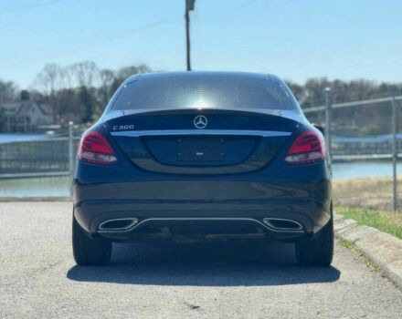 Синий Мерседес Ц-Класс, объемом двигателя 2 л и пробегом 75 тыс. км за 4700 $, фото 6 на Automoto.ua