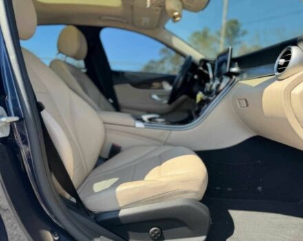 Синий Мерседес Ц-Класс, объемом двигателя 2 л и пробегом 75 тыс. км за 4700 $, фото 9 на Automoto.ua