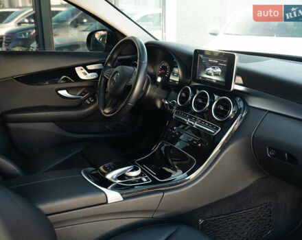 Синий Мерседес Ц-Класс, объемом двигателя 1.6 л и пробегом 55 тыс. км за 19950 $, фото 42 на Automoto.ua