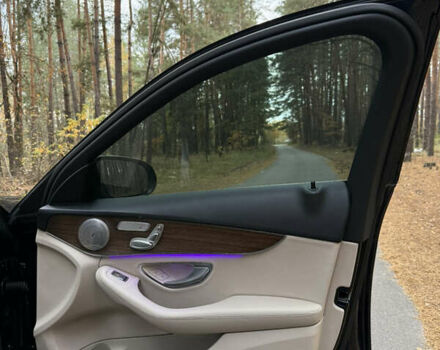 Мерседес Ц-Клас 2018 у Києві на Automoto.ua Синій Мерседес Ц-Клас, об'ємом двигуна 1.99 л та пробігом 57 тис. км за 27200 $, фото 22 на Automoto.ua