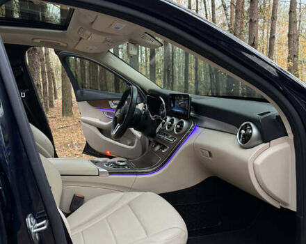Мерседес Ц-Клас 2018 у Києві на Automoto.ua Синій Мерседес Ц-Клас, об'ємом двигуна 1.99 л та пробігом 57 тис. км за 27200 $, фото 31 на Automoto.ua
