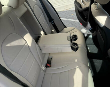 Мерседес Ц-Класс 2019 в Львове на Automoto.ua Синий Мерседес Ц-Класс, объемом двигателя 1.99 л и пробегом 67 тыс. км за 28000 $, фото 47 на Automoto.ua