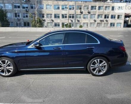 Синій Мерседес Ц-Клас, об'ємом двигуна 1.99 л та пробігом 98 тис. км за 28000 $, фото 6 на Automoto.ua