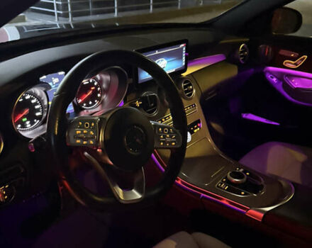 Мерседес Ц-Класс 2019 в Львове на Automoto.ua Синий Мерседес Ц-Класс, объемом двигателя 1.99 л и пробегом 67 тыс. км за 28000 $, фото 26 на Automoto.ua