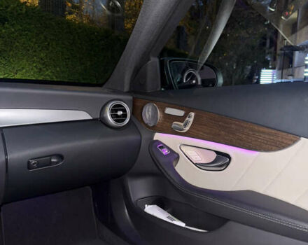 Мерседес Ц-Класс 2019 в Львове на Automoto.ua Синий Мерседес Ц-Класс, объемом двигателя 1.99 л и пробегом 67 тыс. км за 28000 $, фото 25 на Automoto.ua