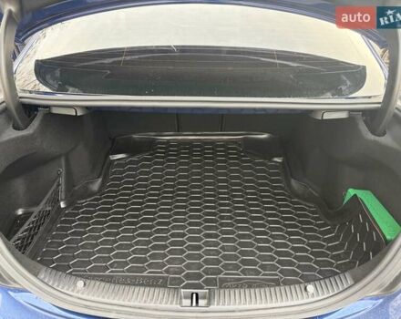 Синий Мерседес Ц-Класс, объемом двигателя 1.99 л и пробегом 47 тыс. км за 36500 $, фото 9 на Automoto.ua