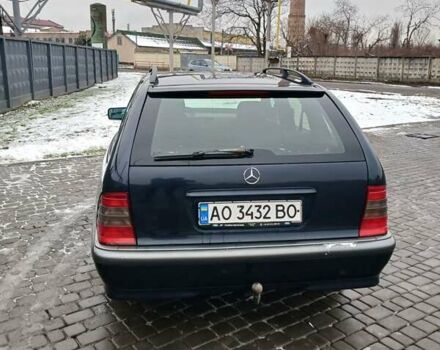 Синий Мерседес Ц-Класс, объемом двигателя 2 л и пробегом 350 тыс. км за 2500 $, фото 16 на Automoto.ua