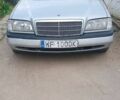 Синий Мерседес Ц-Класс, объемом двигателя 2.2 л и пробегом 355 тыс. км за 1600 $, фото 1 на Automoto.ua