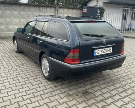 Синій Мерседес Ц-Клас, об'ємом двигуна 2 л та пробігом 460 тис. км за 3100 $, фото 6 на Automoto.ua