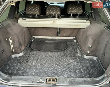 Синий Мерседес Ц-Класс, объемом двигателя 2.15 л и пробегом 605 тыс. км за 2600 $, фото 11 на Automoto.ua