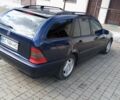 Синій Мерседес Ц-Клас, об'ємом двигуна 2.15 л та пробігом 420 тис. км за 3799 $, фото 12 на Automoto.ua