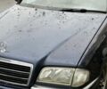 Синій Мерседес Ц-Клас, об'ємом двигуна 2.1 л та пробігом 376 тис. км за 3100 $, фото 11 на Automoto.ua