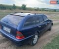Синий Мерседес Ц-Класс, объемом двигателя 1.8 л и пробегом 335 тыс. км за 3200 $, фото 3 на Automoto.ua