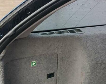 Синий Мерседес Ц-Класс, объемом двигателя 1.8 л и пробегом 250 тыс. км за 3000 $, фото 66 на Automoto.ua