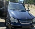 Синій Мерседес Ц-Клас, об'ємом двигуна 2.2 л та пробігом 444 тис. км за 2499 $, фото 1 на Automoto.ua