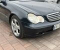 Синий Мерседес Ц-Класс, объемом двигателя 2.7 л и пробегом 290 тыс. км за 3500 $, фото 15 на Automoto.ua