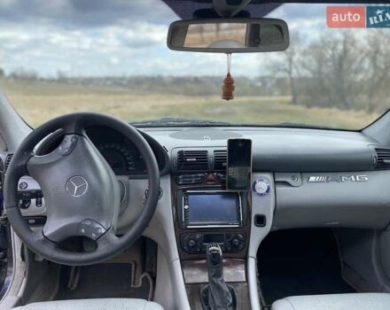 Синій Мерседес Ц-Клас, об'ємом двигуна 2.1 л та пробігом 390 тис. км за 5200 $, фото 9 на Automoto.ua