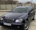 Синий Мерседес Ц-Класс, объемом двигателя 2.7 л и пробегом 430 тыс. км за 2000 $, фото 1 на Automoto.ua