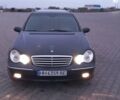 Синий Мерседес Ц-Класс, объемом двигателя 2.69 л и пробегом 390 тыс. км за 4500 $, фото 7 на Automoto.ua