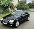 Синий Мерседес Ц-Класс, объемом двигателя 2.7 л и пробегом 300 тыс. км за 2695 $, фото 2 на Automoto.ua