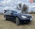 Синий Мерседес Ц-Класс, объемом двигателя 2.1 л и пробегом 390 тыс. км за 5200 $, фото 1 на Automoto.ua