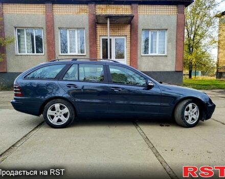 Синій Мерседес Ц-Клас, об'ємом двигуна 2.1 л та пробігом 350 тис. км за 5555 $, фото 3 на Automoto.ua