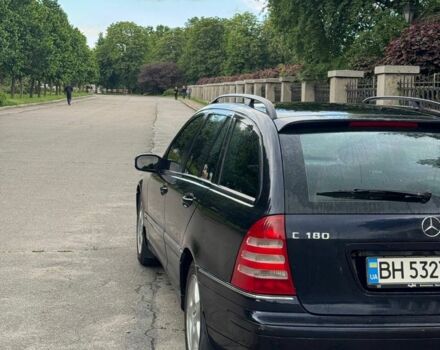 Синий Мерседес Ц-Класс, объемом двигателя 1.8 л и пробегом 200 тыс. км за 4600 $, фото 2 на Automoto.ua