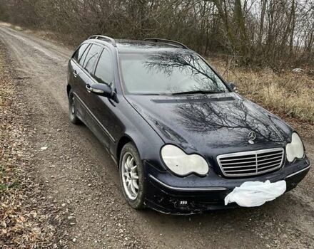 Синий Мерседес Ц-Класс, объемом двигателя 2.7 л и пробегом 385 тыс. км за 2000 $, фото 2 на Automoto.ua