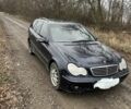 Синий Мерседес Ц-Класс, объемом двигателя 2.7 л и пробегом 385 тыс. км за 2000 $, фото 2 на Automoto.ua