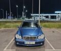 Синій Мерседес Ц-Клас, об'ємом двигуна 2.2 л та пробігом 350 тис. км за 3800 $, фото 1 на Automoto.ua