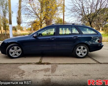 Синій Мерседес Ц-Клас, об'ємом двигуна 2.1 л та пробігом 350 тис. км за 5555 $, фото 2 на Automoto.ua