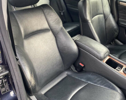 Синий Мерседес Ц-Класс, объемом двигателя 2.1 л и пробегом 405 тыс. км за 3999 $, фото 4 на Automoto.ua