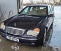 Синий Мерседес Ц-Класс, объемом двигателя 0 л и пробегом 200 тыс. км за 1900 $, фото 3 на Automoto.ua