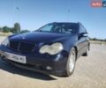 Синий Мерседес Ц-Класс, объемом двигателя 2.69 л и пробегом 543 тыс. км за 4500 $, фото 5 на Automoto.ua