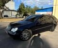 Синий Мерседес Ц-Класс, объемом двигателя 1.8 л и пробегом 250 тыс. км за 5007 $, фото 1 на Automoto.ua
