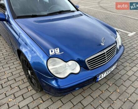 Синій Мерседес Ц-Клас, об'ємом двигуна 2.15 л та пробігом 392 тис. км за 5500 $, фото 7 на Automoto.ua