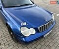 Синій Мерседес Ц-Клас, об'ємом двигуна 2.15 л та пробігом 392 тис. км за 5500 $, фото 2 на Automoto.ua