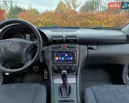 Синий Мерседес Ц-Класс, объемом двигателя 1.8 л и пробегом 286 тыс. км за 5500 $, фото 30 на Automoto.ua