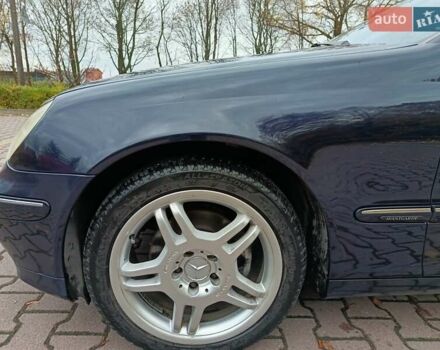 Синий Мерседес Ц-Класс, объемом двигателя 1.8 л и пробегом 286 тыс. км за 5500 $, фото 20 на Automoto.ua