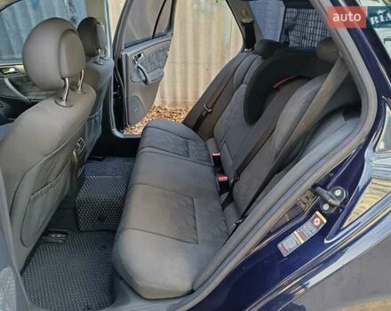 Синий Мерседес Ц-Класс, объемом двигателя 1.8 л и пробегом 286 тыс. км за 5500 $, фото 2 на Automoto.ua