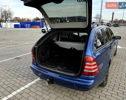 Синій Мерседес Ц-Клас, об'ємом двигуна 2.15 л та пробігом 392 тис. км за 5500 $, фото 17 на Automoto.ua