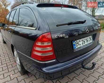 Синий Мерседес Ц-Класс, объемом двигателя 1.8 л и пробегом 286 тыс. км за 5500 $, фото 19 на Automoto.ua