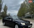 Синий Мерседес Ц-Класс, объемом двигателя 2.15 л и пробегом 455 тыс. км за 6000 $, фото 1 на Automoto.ua