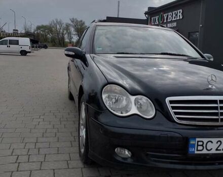 Синій Мерседес Ц-Клас, об'ємом двигуна 2.15 л та пробігом 310 тис. км за 5400 $, фото 5 на Automoto.ua