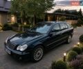 Синій Мерседес Ц-Клас, об'ємом двигуна 1.8 л та пробігом 318 тис. км за 4950 $, фото 1 на Automoto.ua