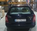 Синій Мерседес Ц-Клас, об'ємом двигуна 1.8 л та пробігом 325 тис. км за 5000 $, фото 1 на Automoto.ua