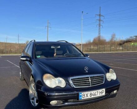 Синий Мерседес Ц-Класс, объемом двигателя 1.8 л и пробегом 230 тыс. км за 5600 $, фото 5 на Automoto.ua