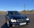 Синий Мерседес Ц-Класс, объемом двигателя 1.8 л и пробегом 230 тыс. км за 5600 $, фото 5 на Automoto.ua
