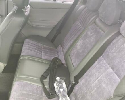 Синий Мерседес Ц-Класс, объемом двигателя 2.2 л и пробегом 384 тыс. км за 4000 $, фото 8 на Automoto.ua